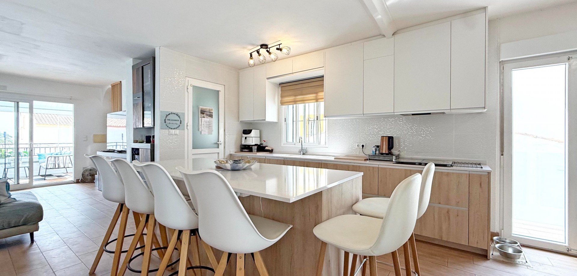Exterior view in villa for sale in Orihuela Costa