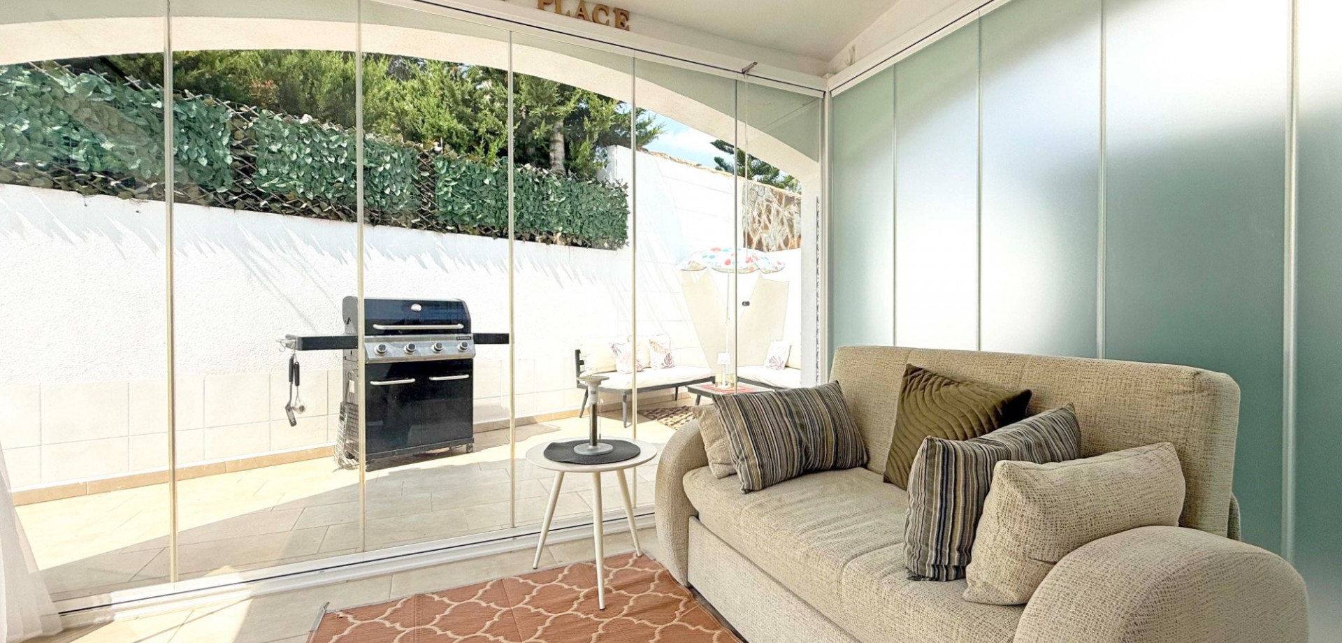 Terrace in villa for sale in Orihuela Costa