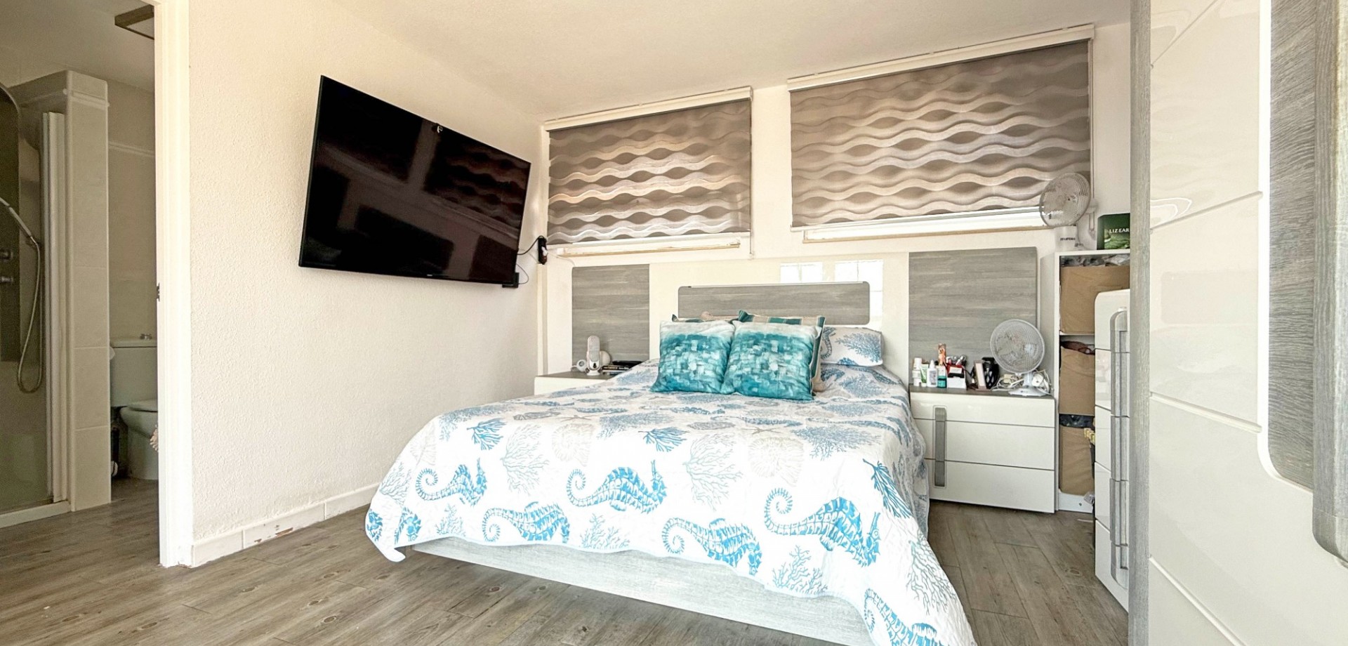 Bedroom in villa for sale in Orihuela Costa