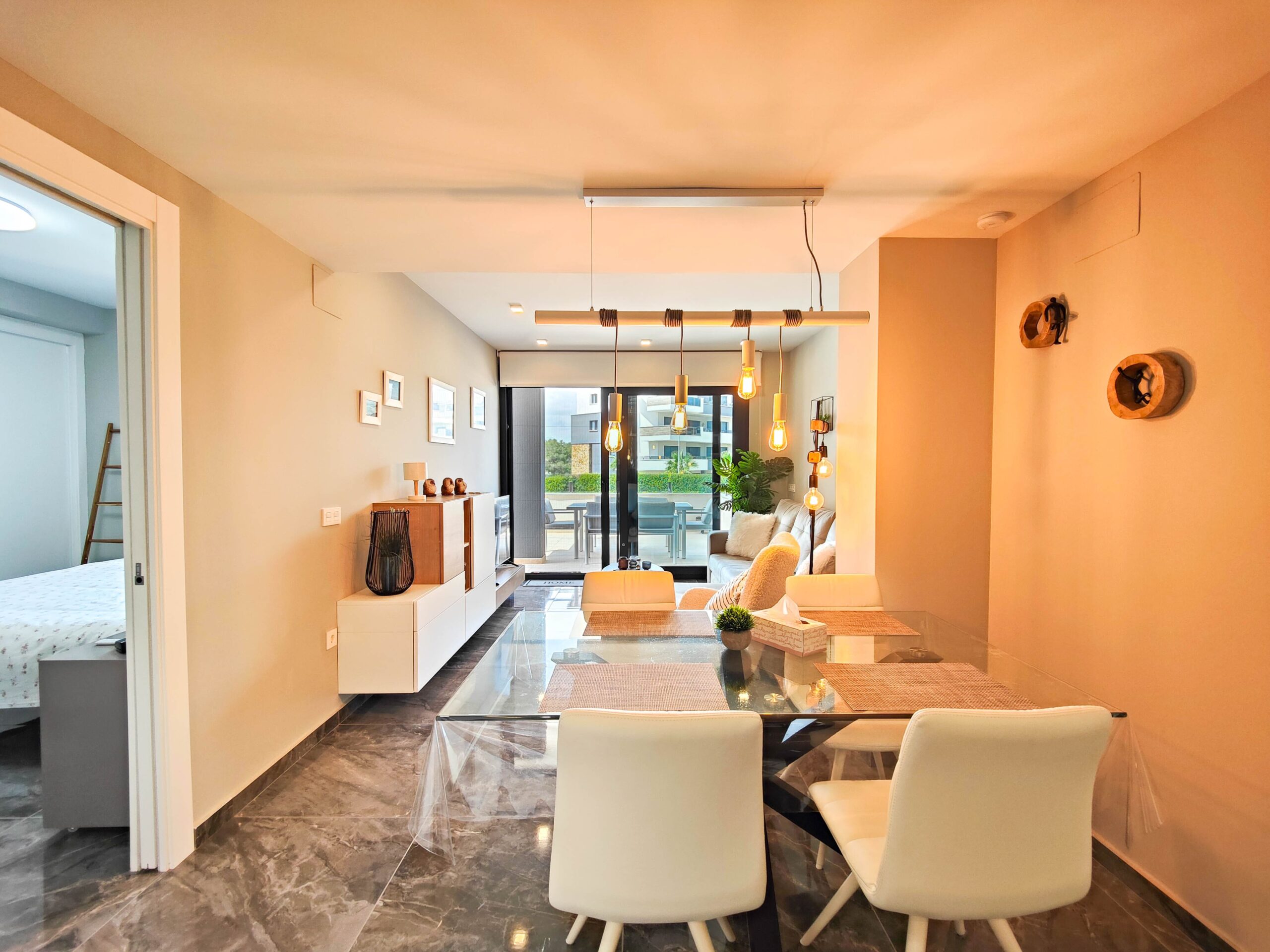 Garden in apartment for sale in Orihuela Costa