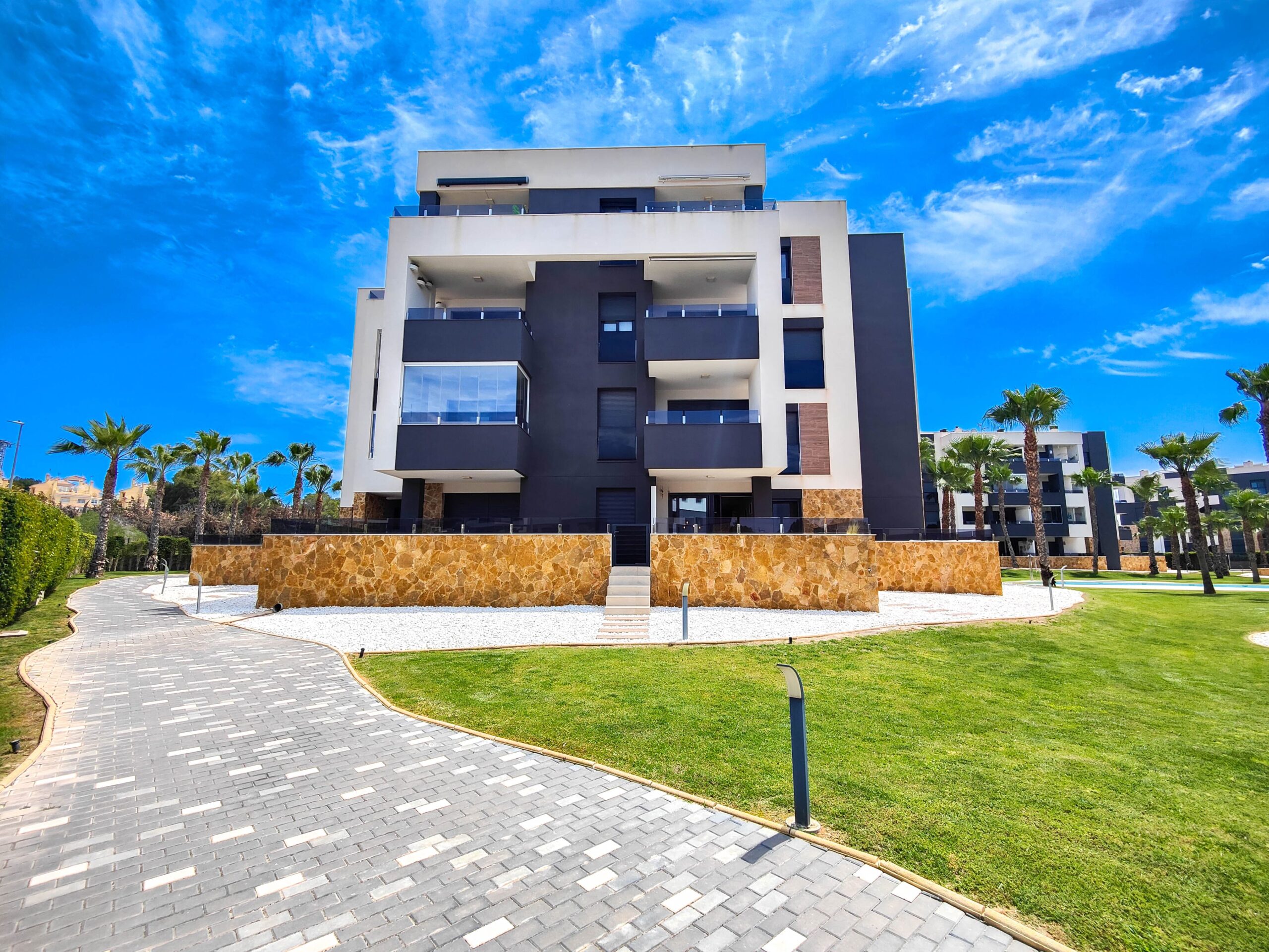 Master bedroom in apartment for sale in Orihuela Costa