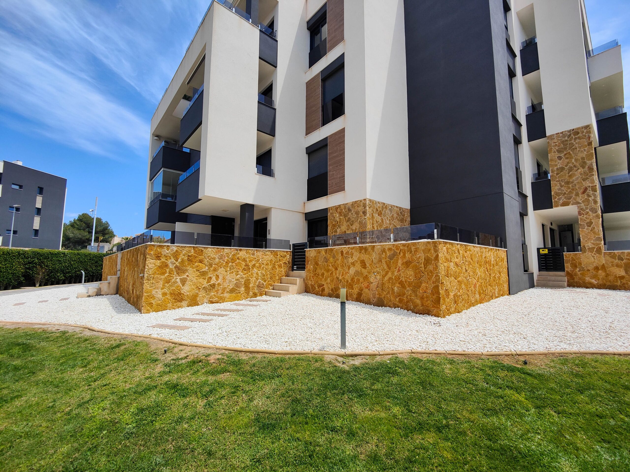 Bathroom in apartment for sale in Orihuela Costa