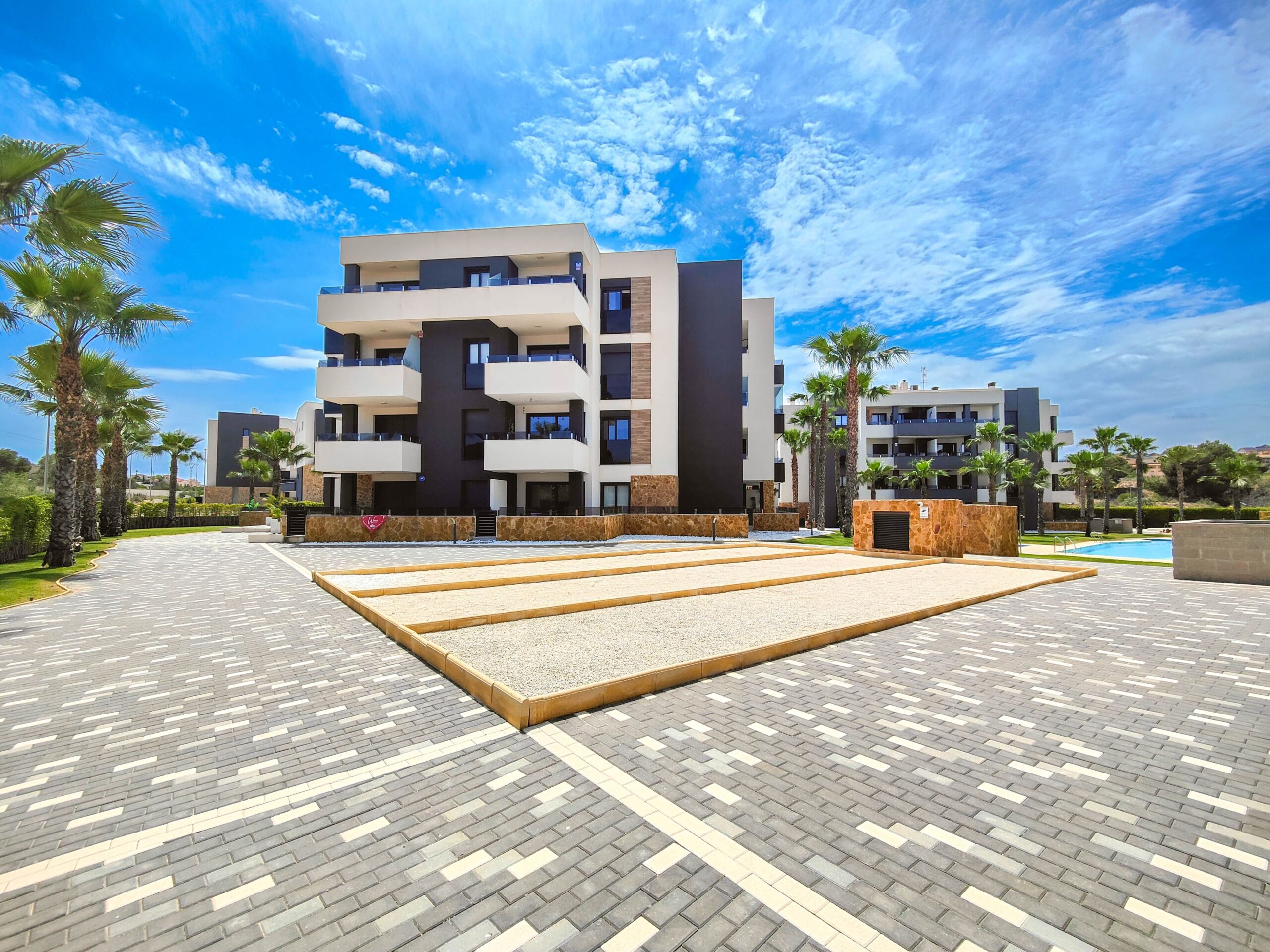 Bedroom in apartment for sale in Orihuela Costa