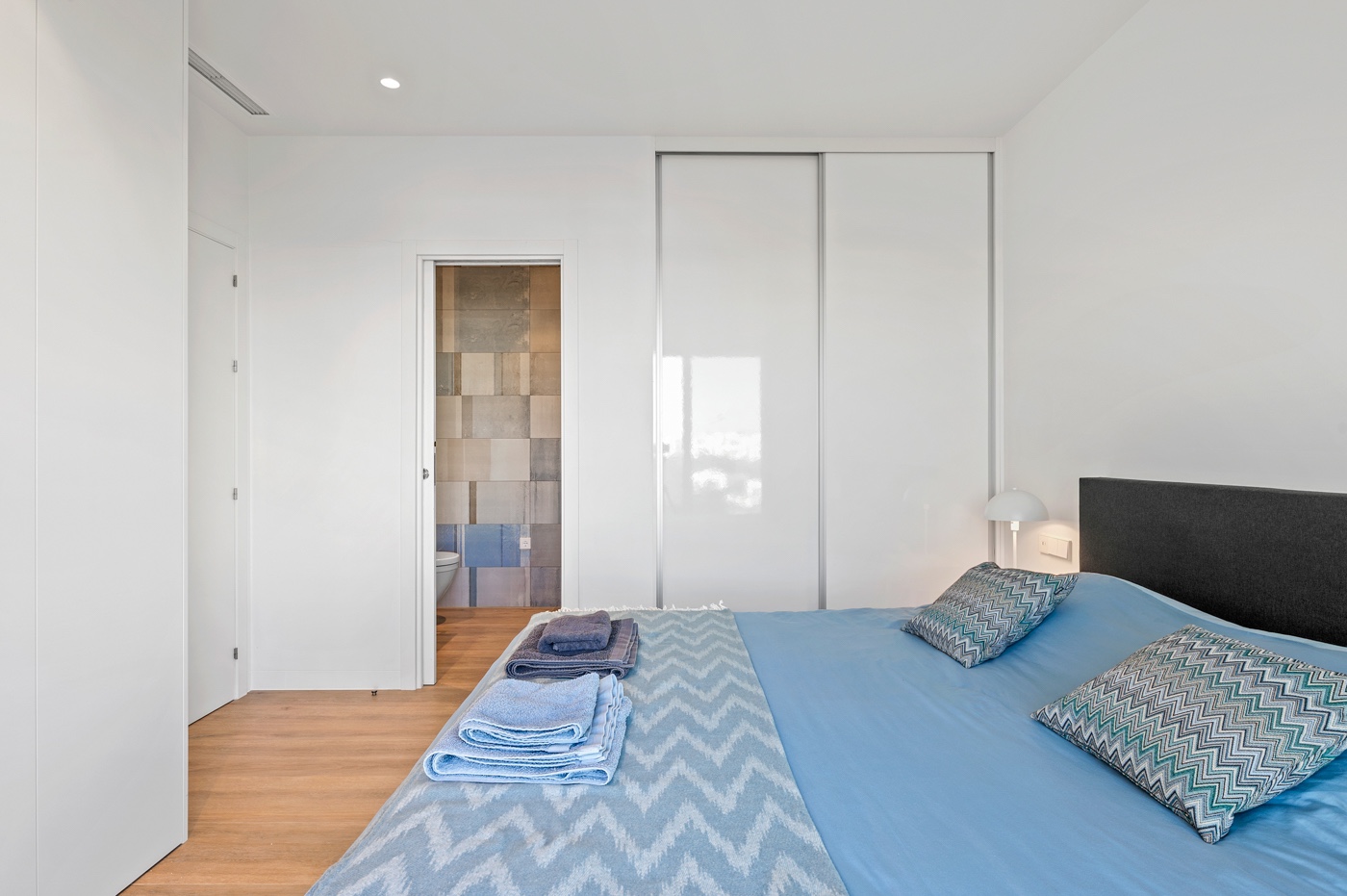 Living room in apartment for sale in Las Colinas Golf