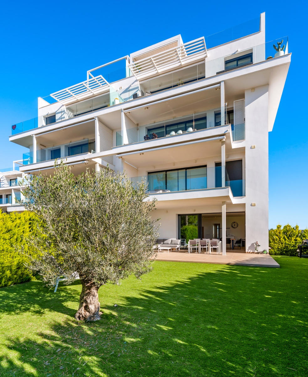 Dining area in apartment for sale in Las Colinas Golf