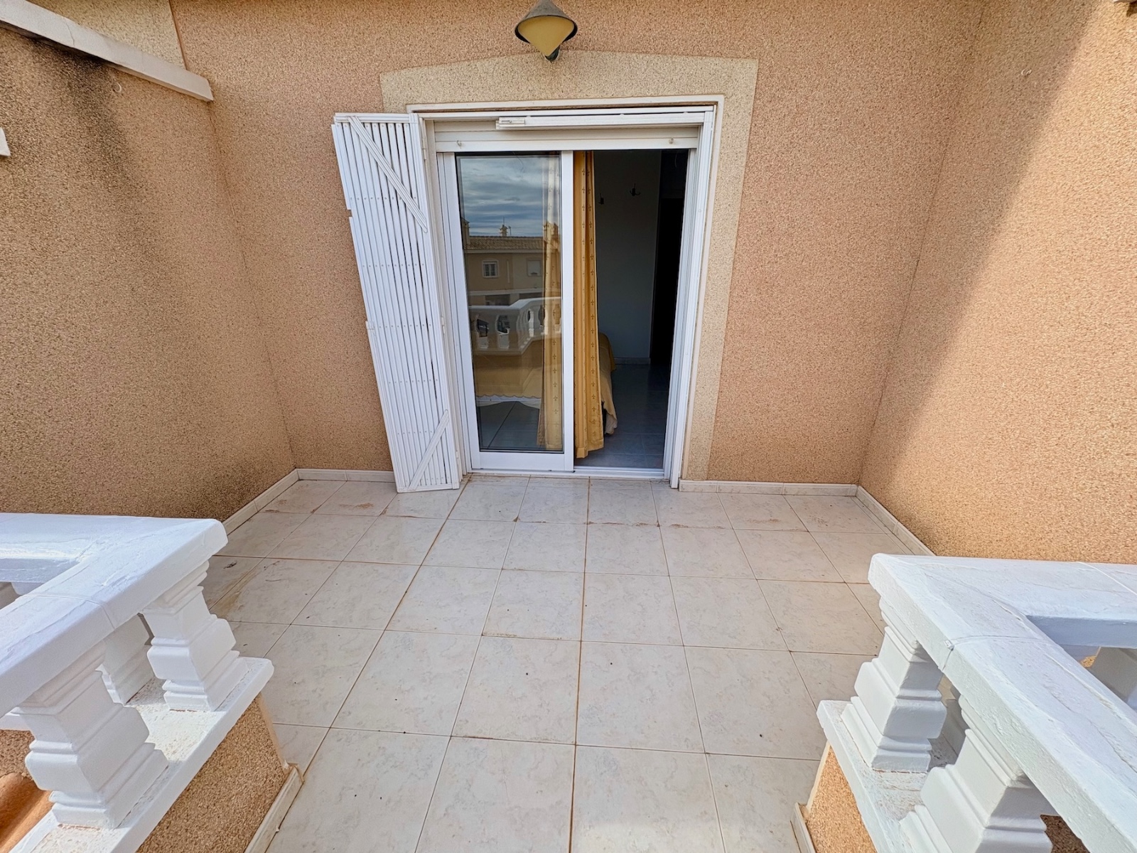 Master bedroom in terraced for sale in Rojales