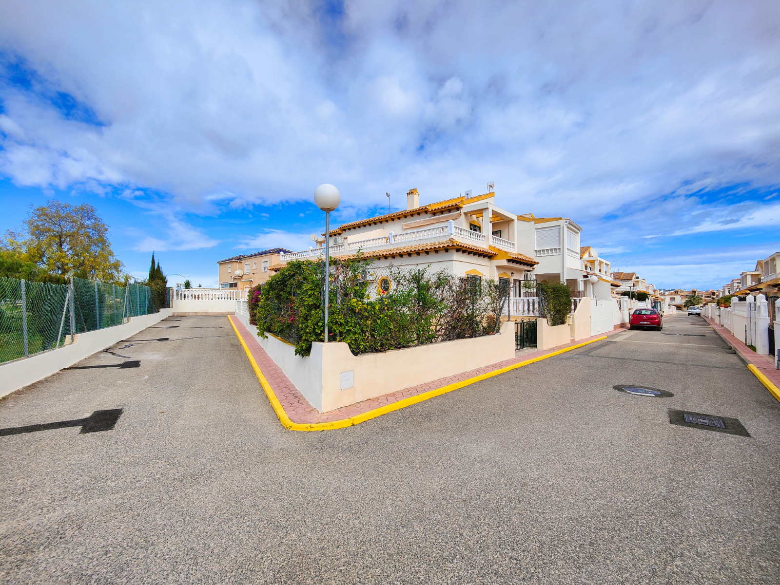Dining area in terraced for sale in Orihuela Costa