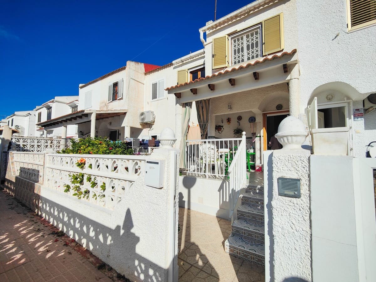 Bedroom in terraced for sale in Torrevieja