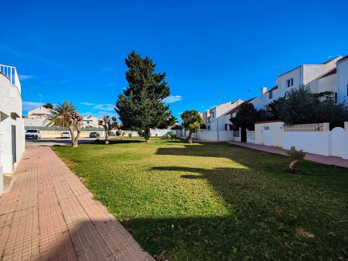 Master bedroom in terraced for sale in Torrevieja