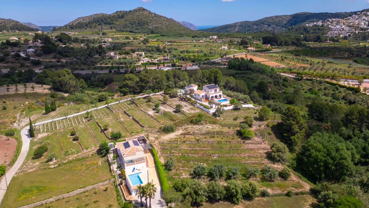 Master bedroom in villa for sale in Murla