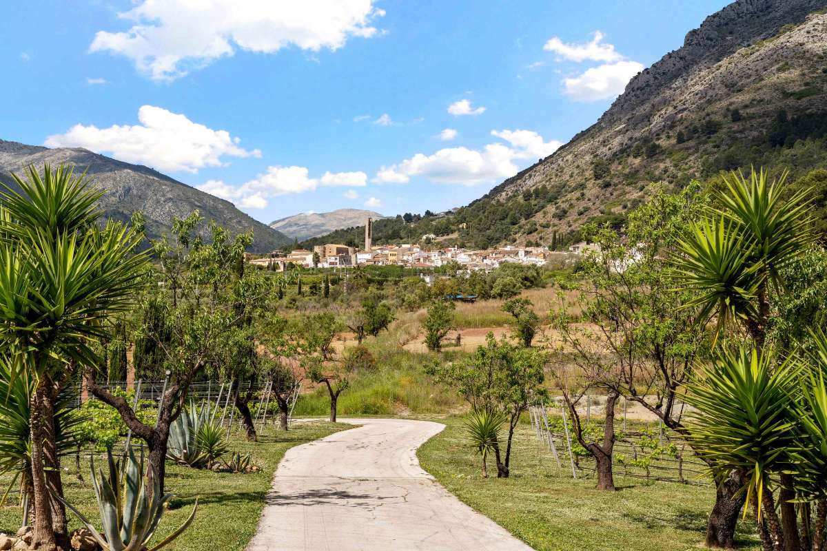 Bathroom in villa for sale in Murla
