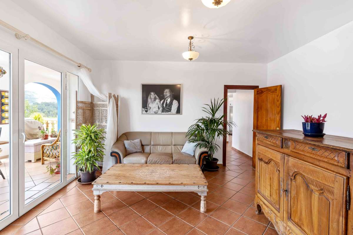 Bathroom in villa for sale in Murla