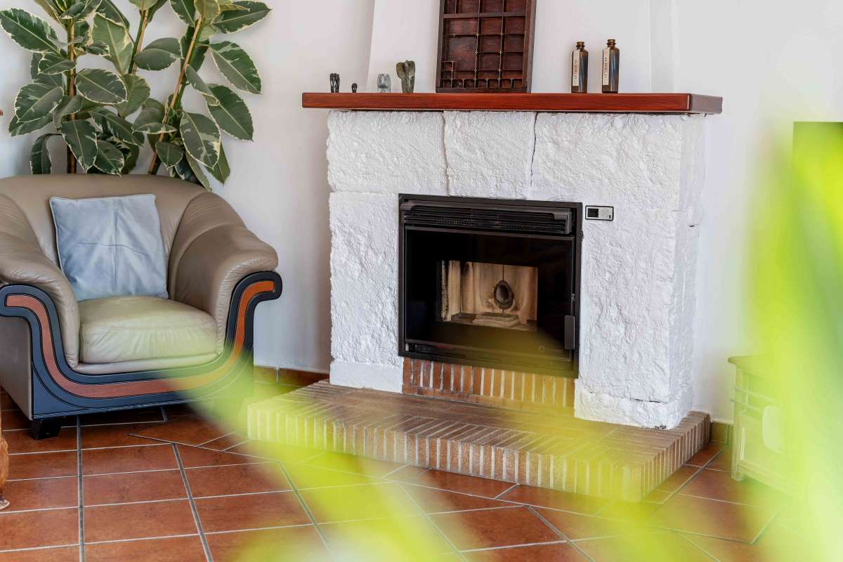 Pool area in villa for sale in Murla