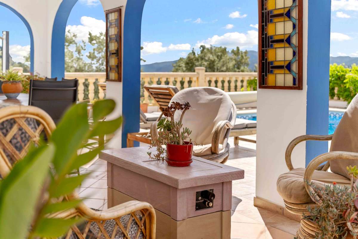 Dining area in villa for sale in Murla