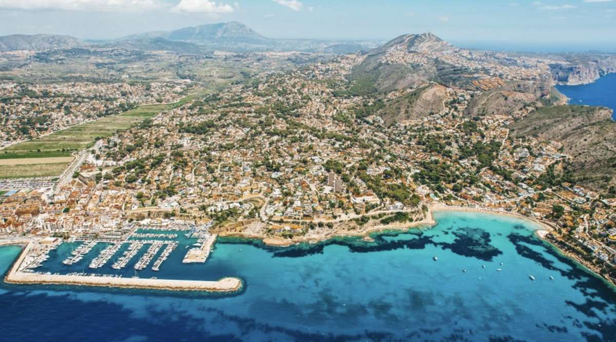 Terrace in villa for sale in Moraira