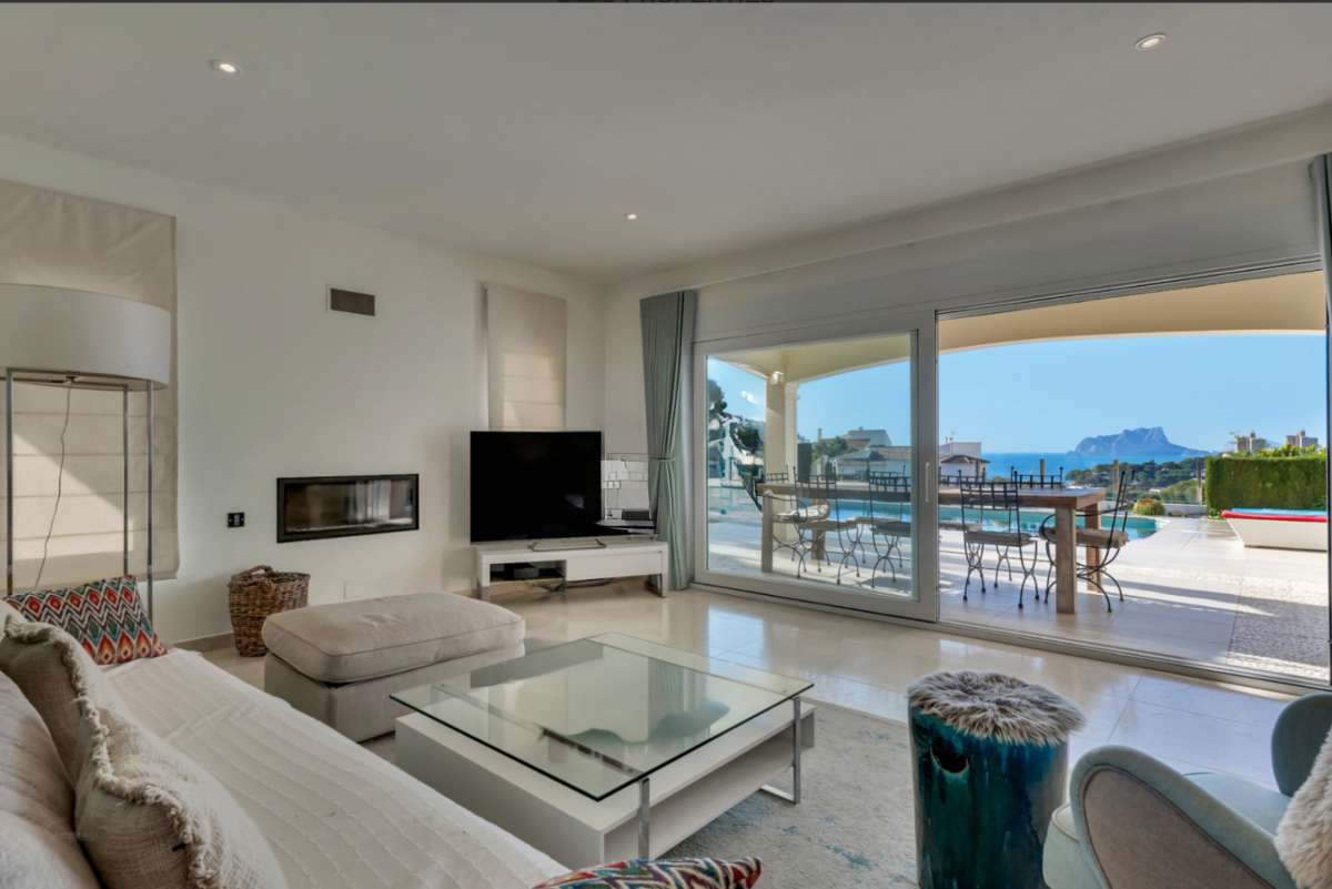 Dining area in villa for sale in Moraira
