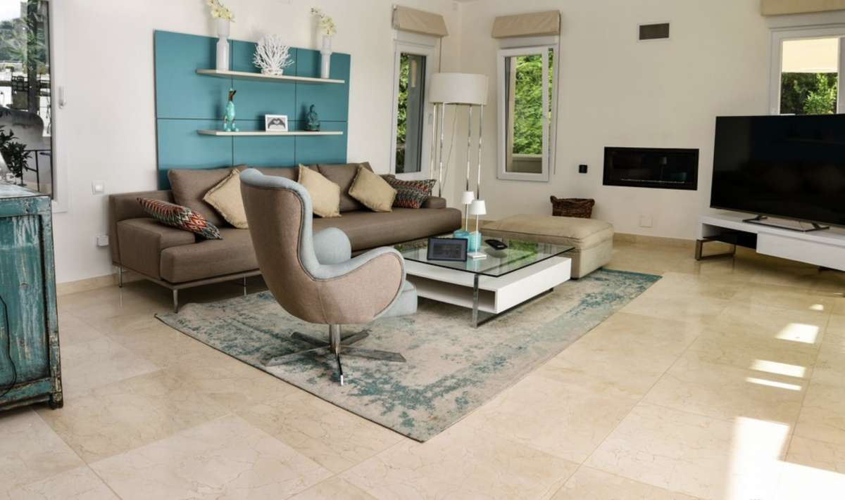 Bedroom in villa for sale in Moraira