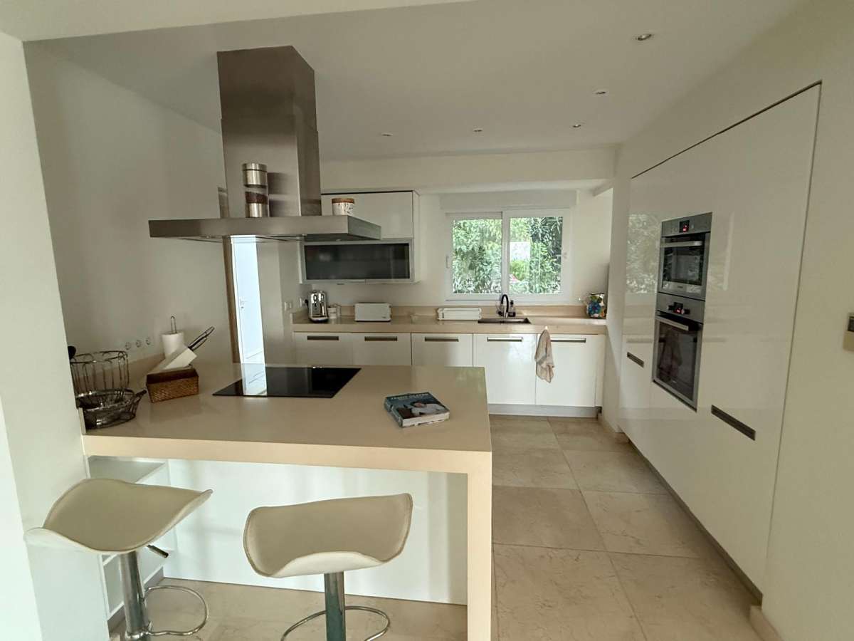 Kitchen in villa for sale in Moraira