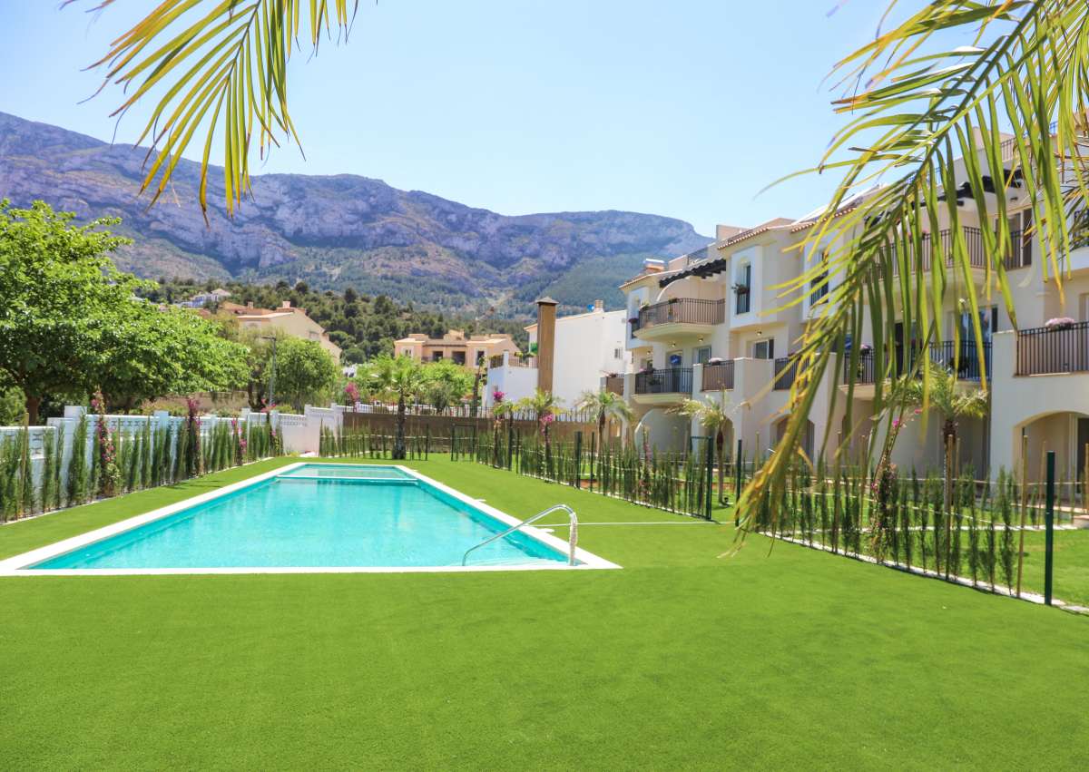 Terrace in apartment for sale in Denia