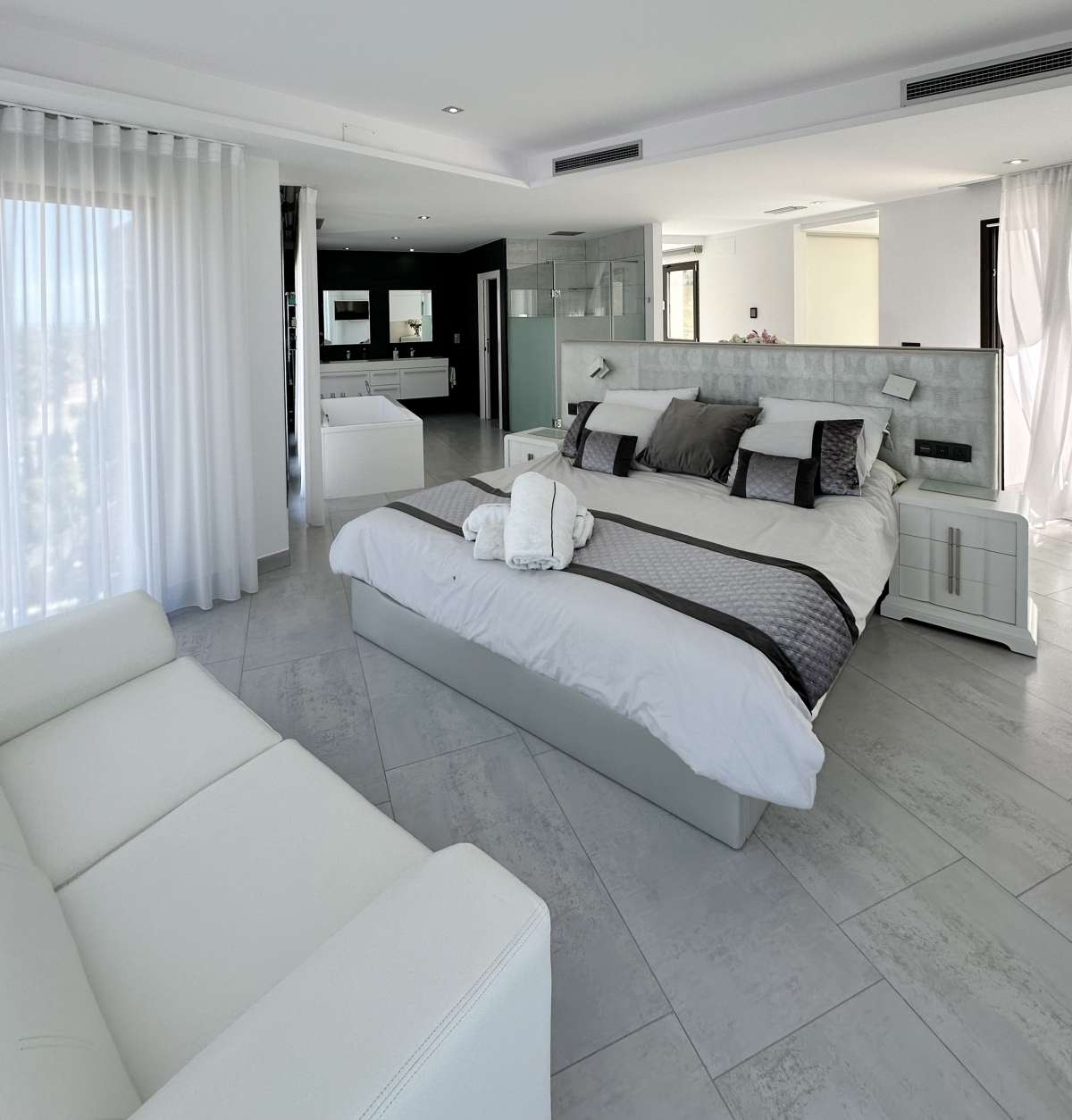 Exterior view in villa for sale in javea