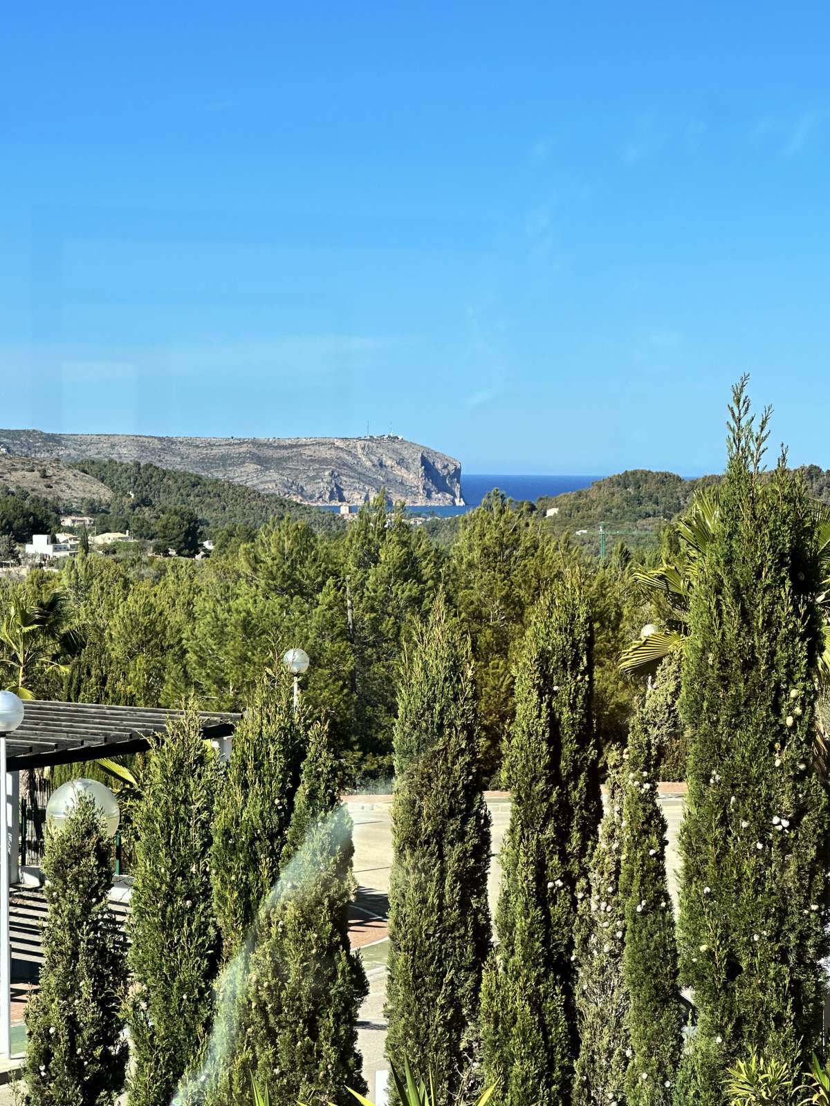 Master bedroom in villa for sale in javea