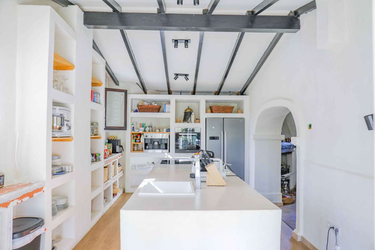Garden in villa for sale in Jesus Pobre