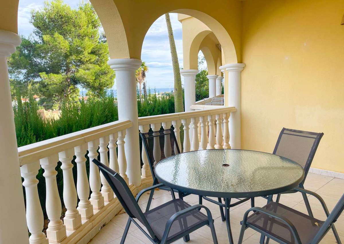 Garden in apartment for sale in Benissa Costa