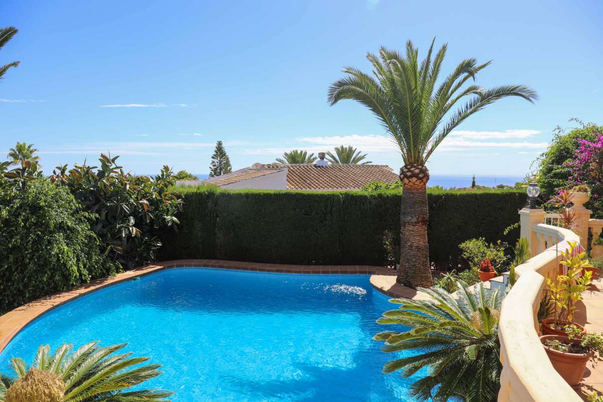 Kitchen in villa for sale in javea