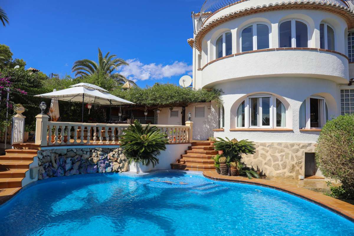 Bedroom in villa for sale in javea