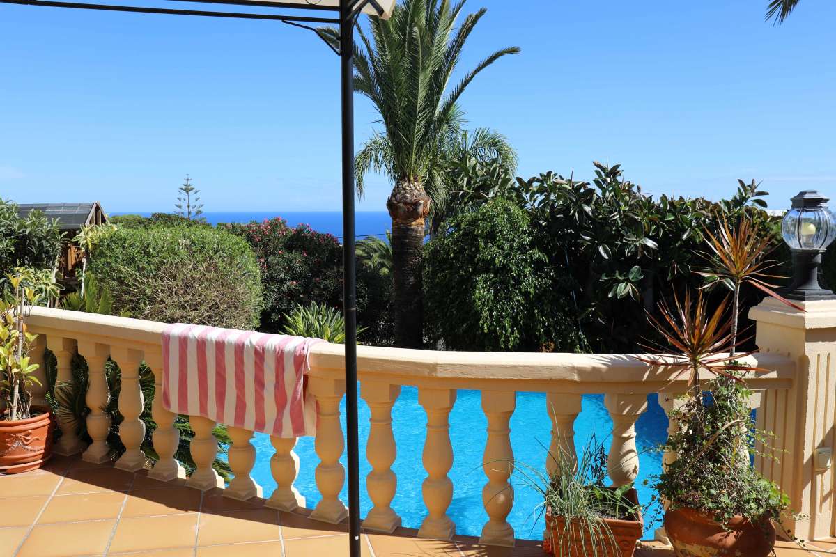 Bedroom in villa for sale in javea
