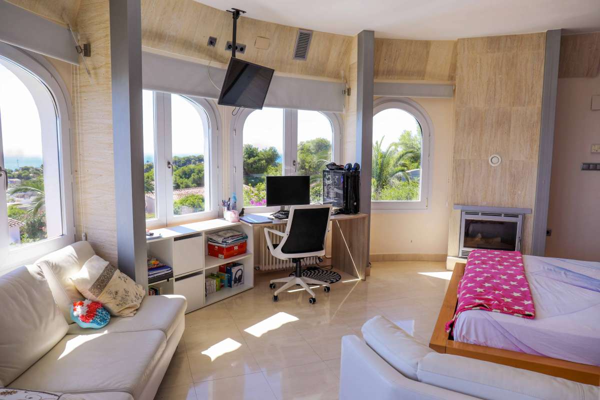 Bathroom in villa for sale in javea
