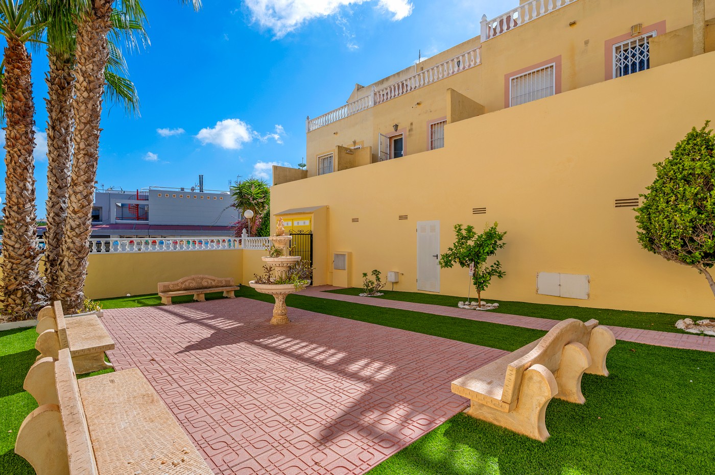 Bedroom in apartment for sale in San Miguel de Salinas