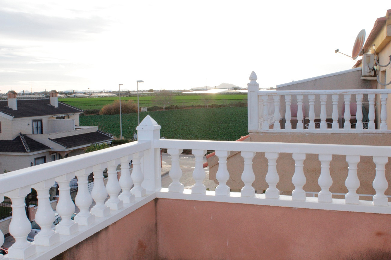 Living room in villa for sale in Torre de La Horadada