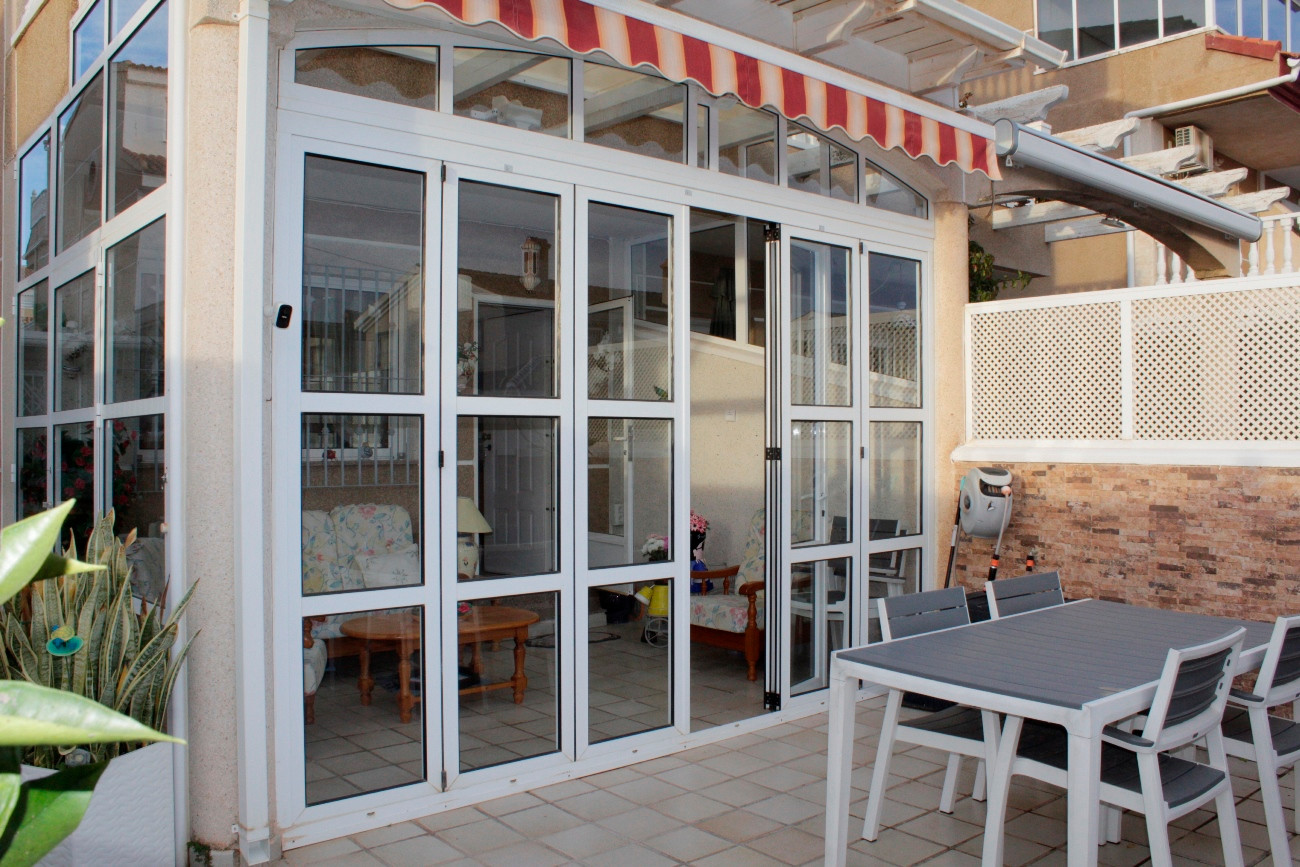 Bathroom in villa for sale in Torre de La Horadada