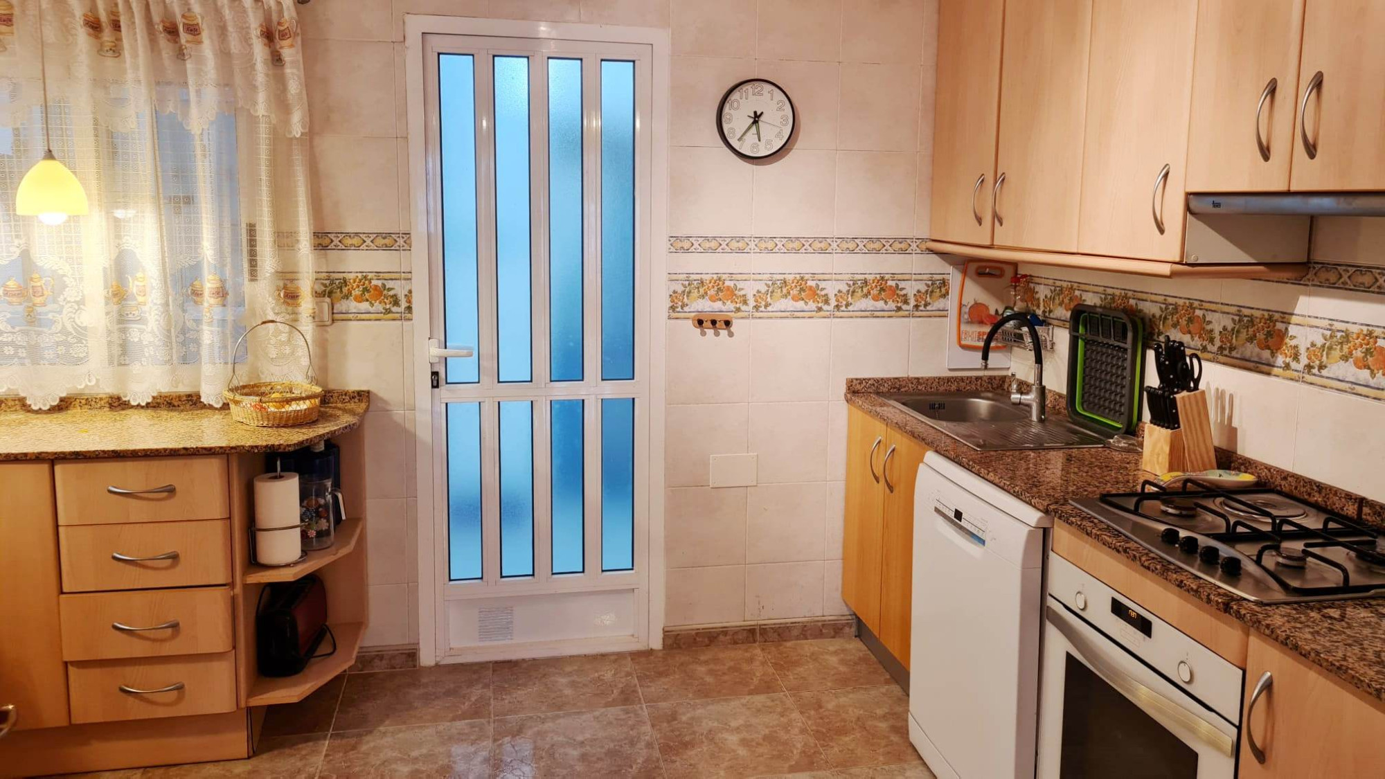 Dining area in villa for sale in Torre de La Horadada