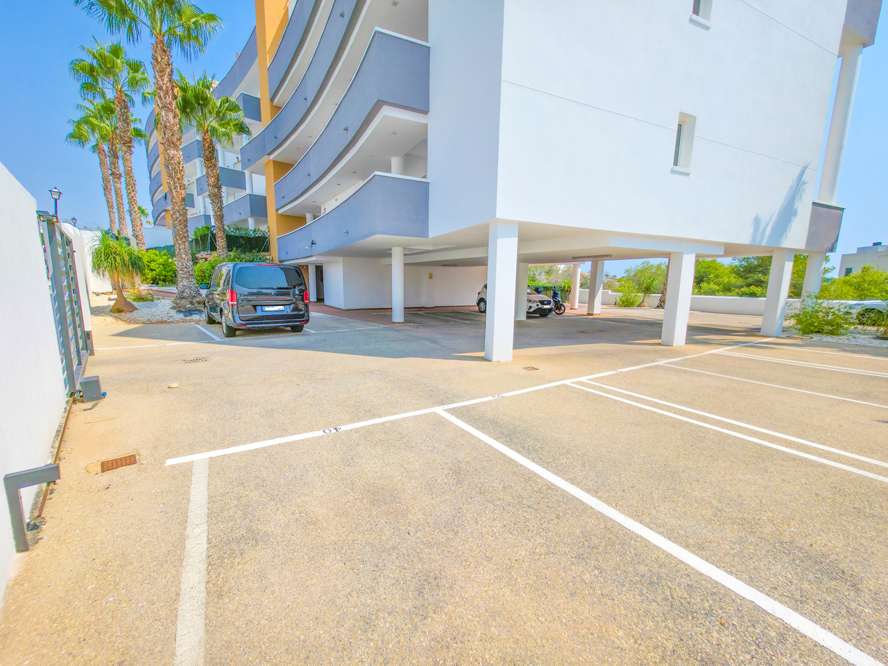 Kitchen in apartment for sale in Villamartin