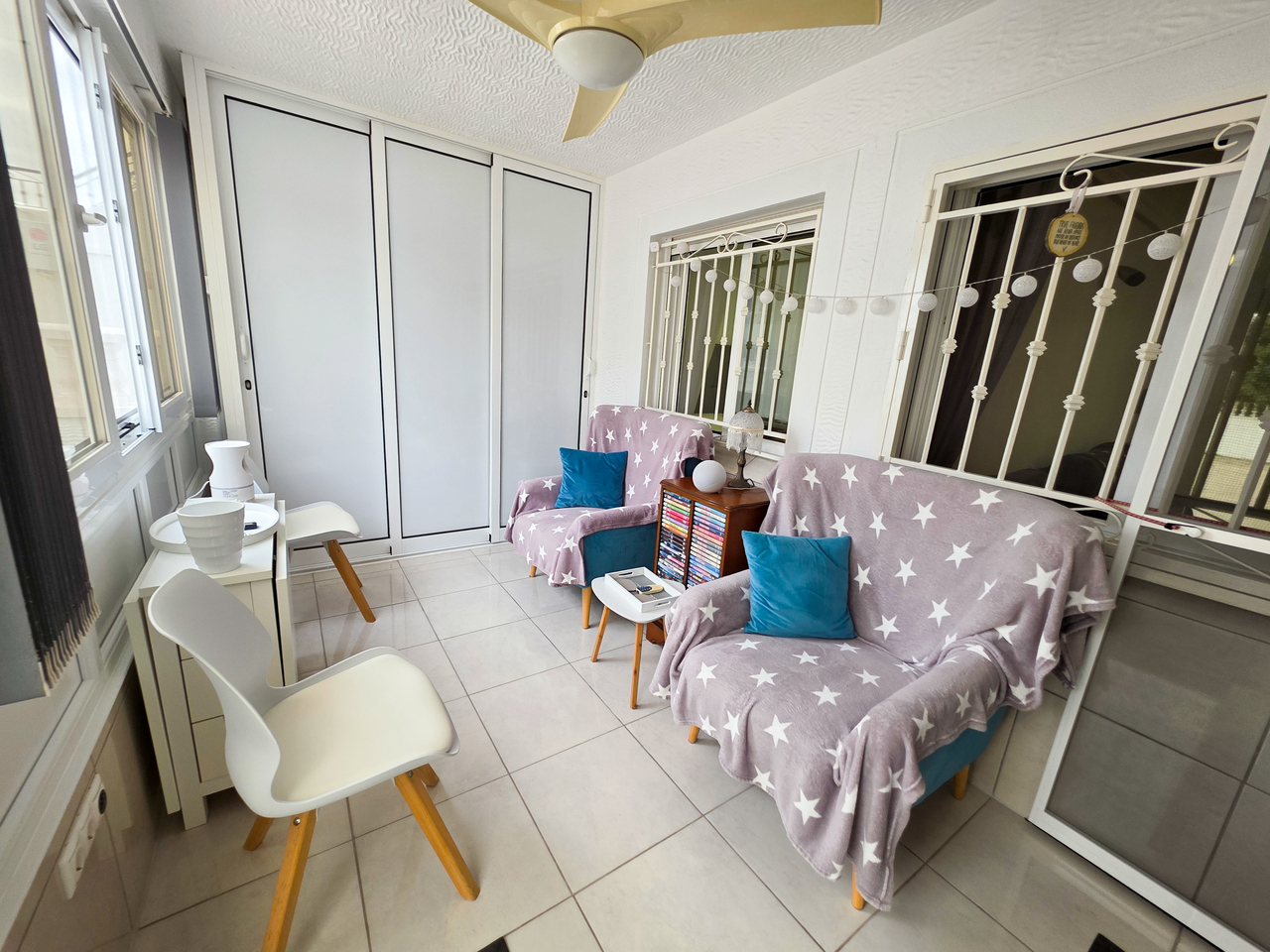 Bedroom in apartment for sale in Vistabella Golf Entre Naranjos