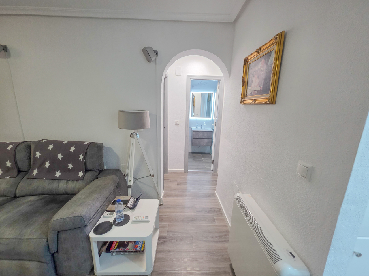Bedroom in apartment for sale in Vistabella Golf Entre Naranjos