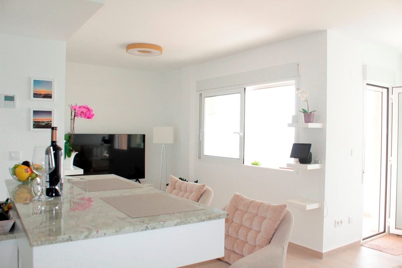 Terrace in apartment for sale in Playa Flamenca