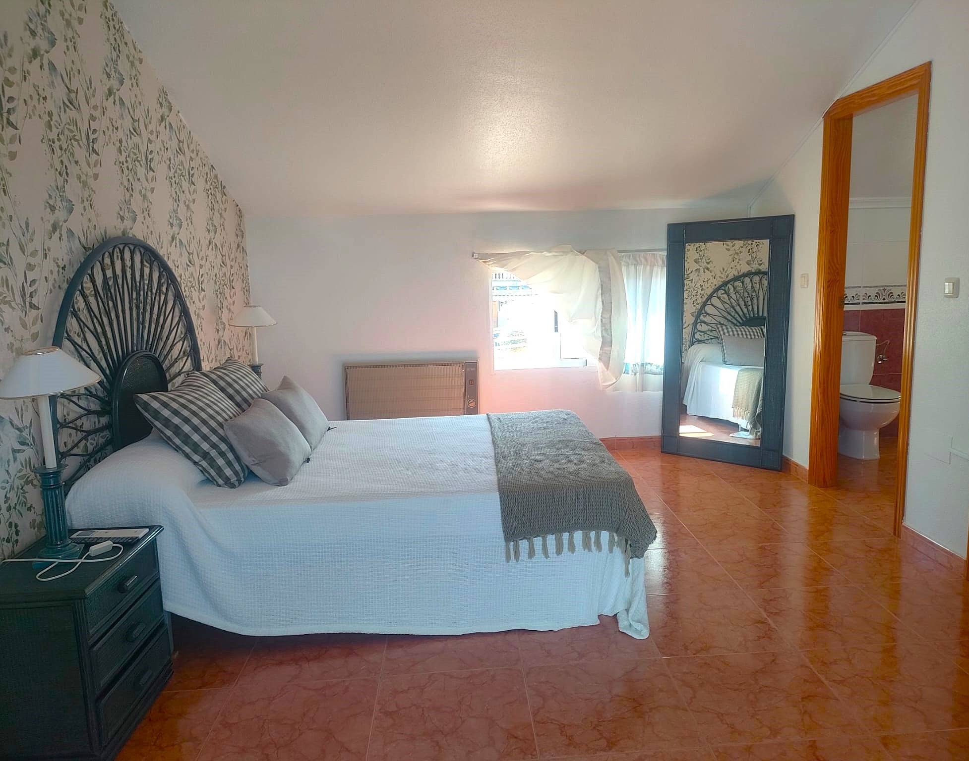 Master bedroom in terraced for sale in Pilar de La Horadada