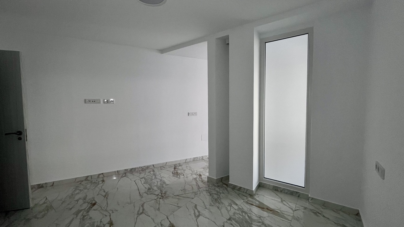 Terrace in apartment for sale in Torrevieja