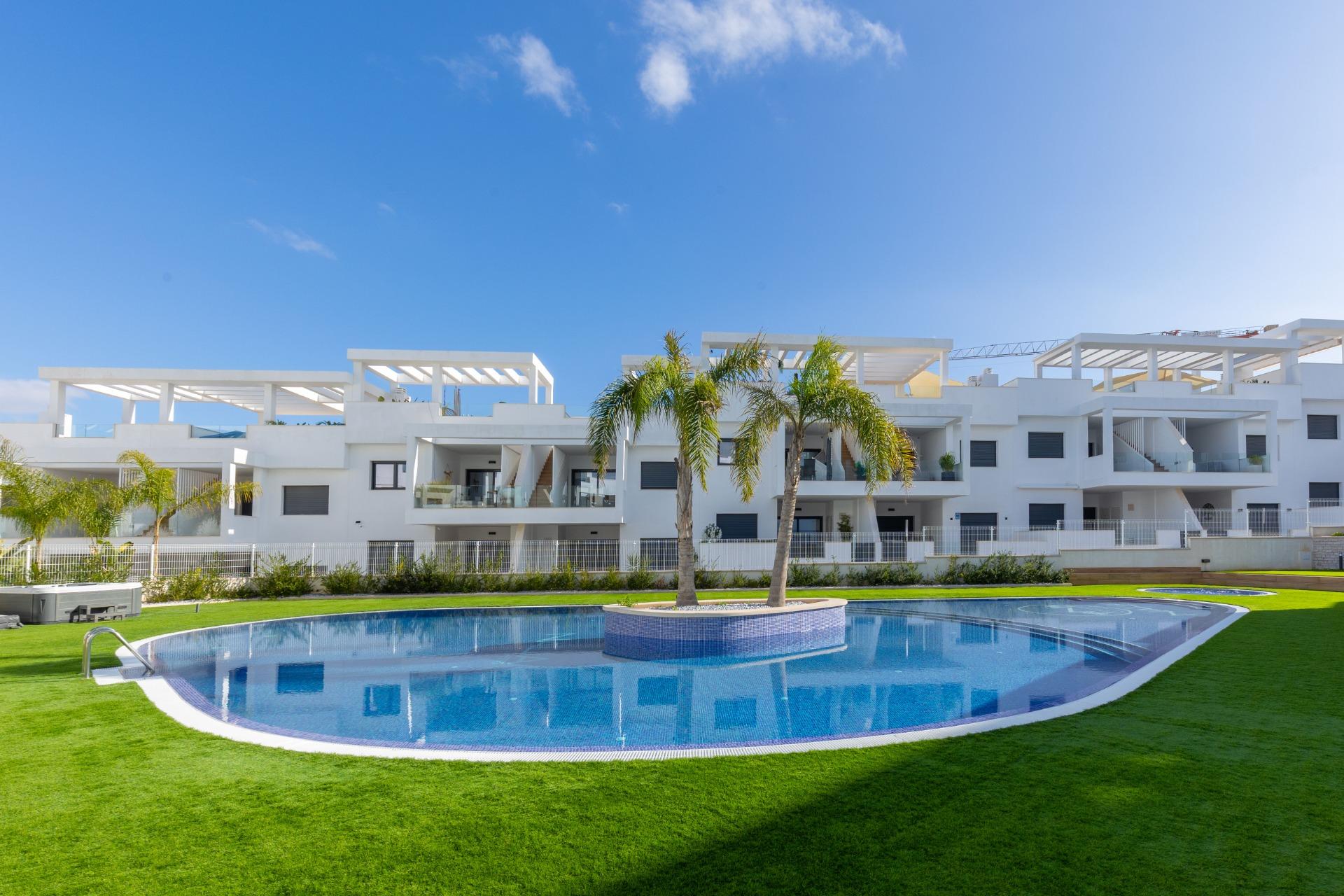 Master bedroom in penthouse for sale in Torrevieja