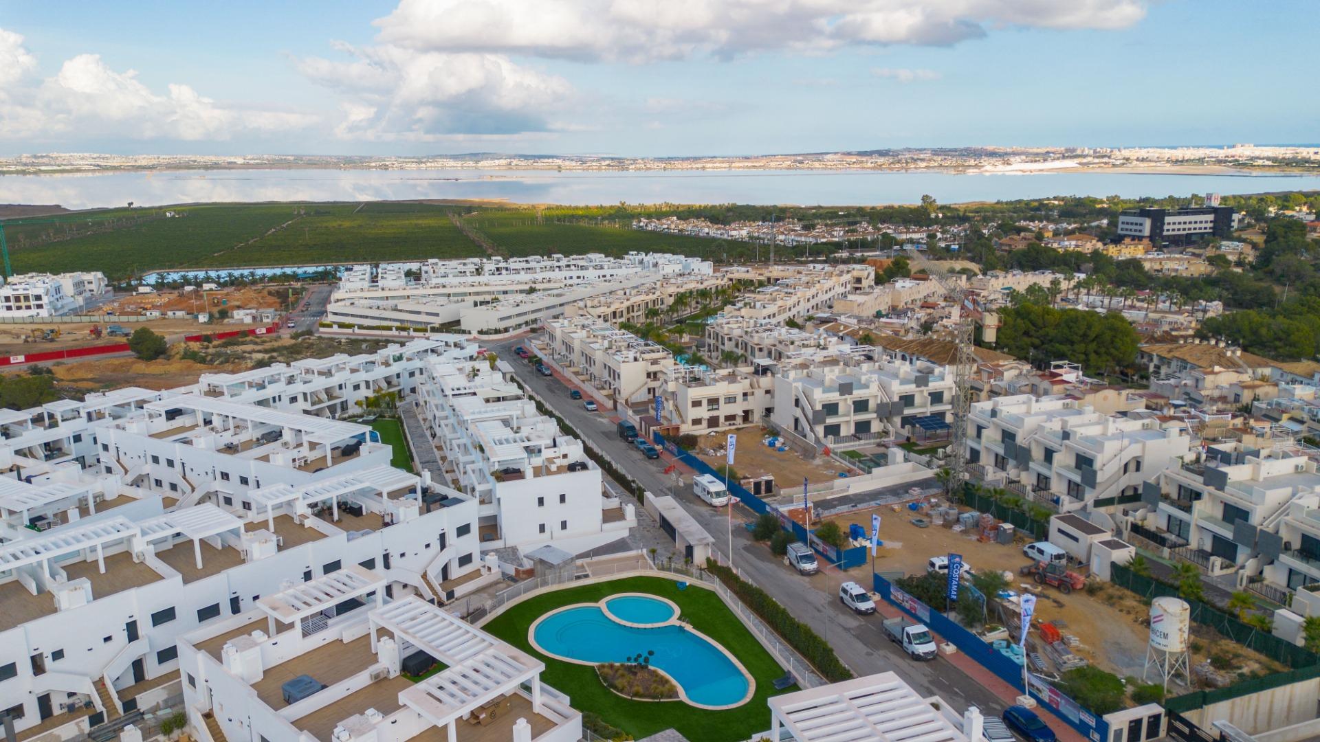 Dining area in penthouse for sale in Torrevieja