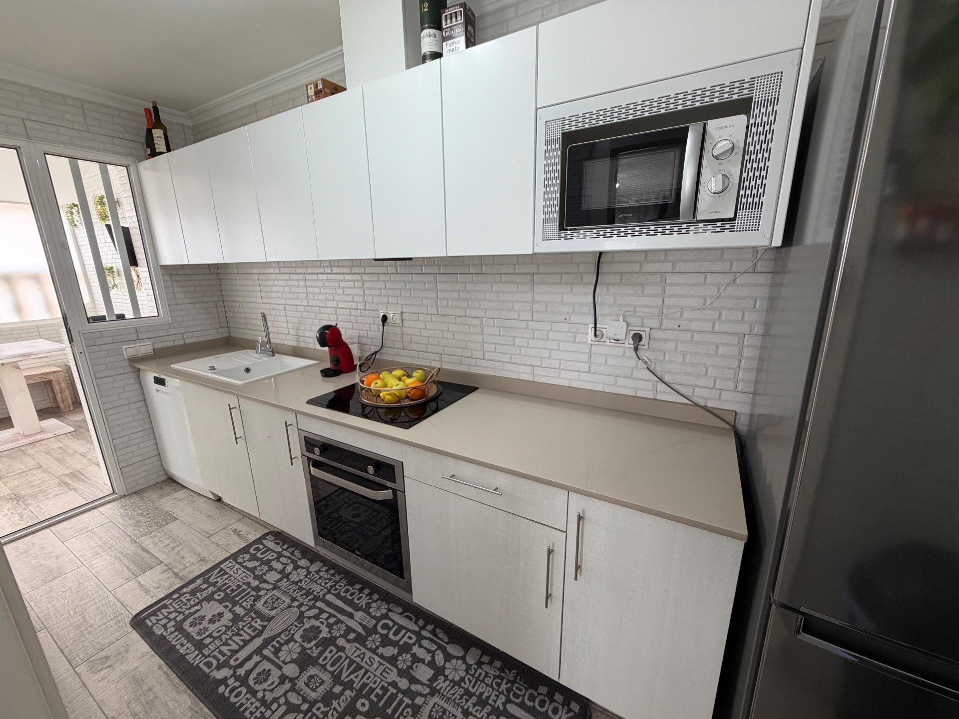 Dining area in terraced for sale in Orihuela Costa