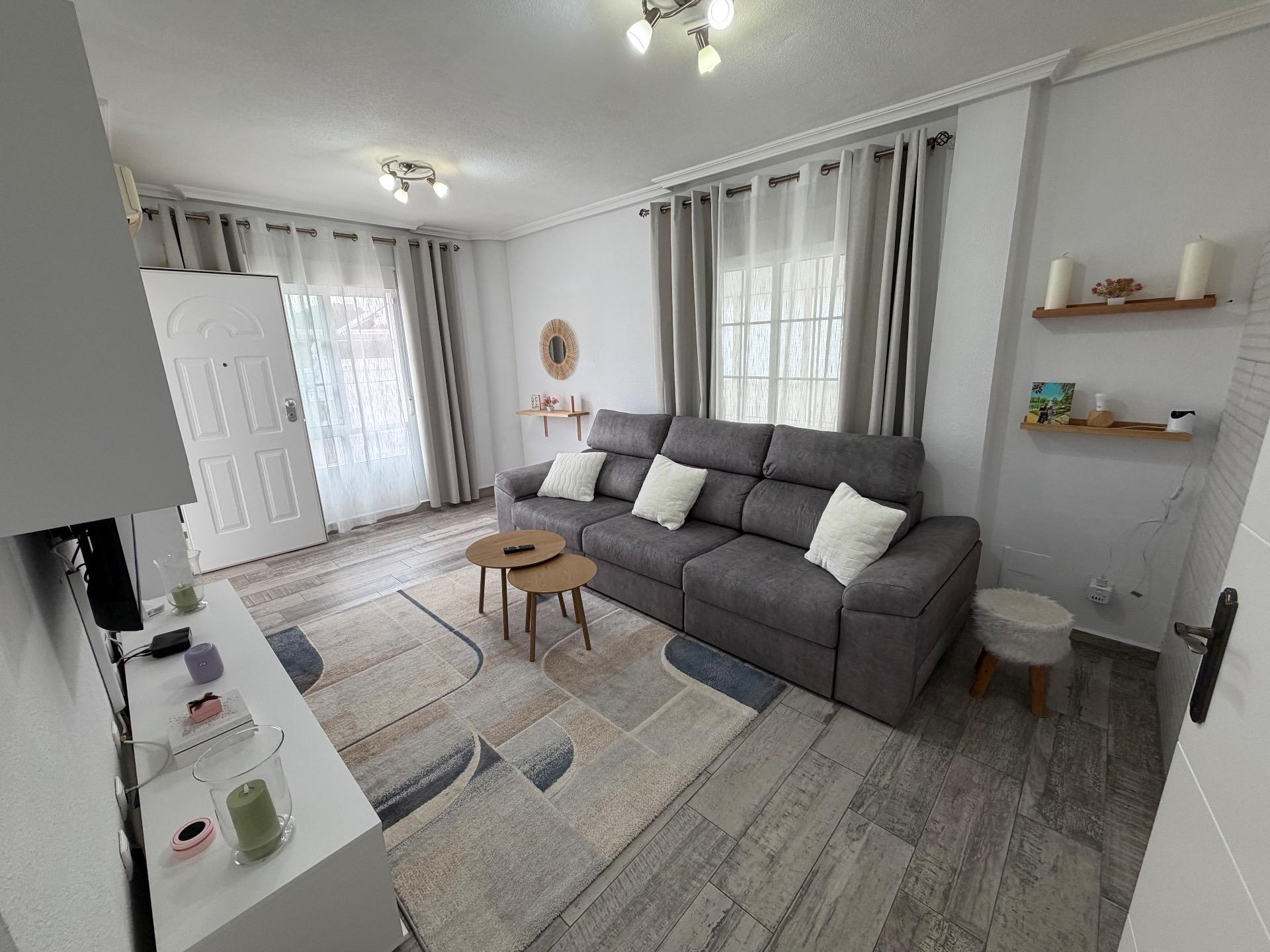 Bedroom in terraced for sale in Orihuela Costa