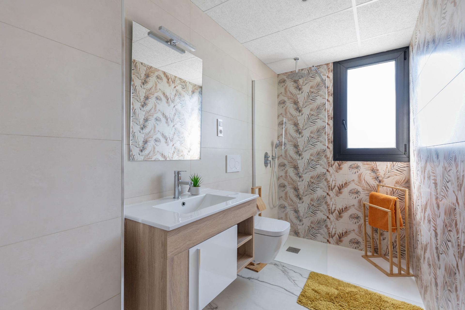 Bathroom in penthouse for sale in Orihuela Costa