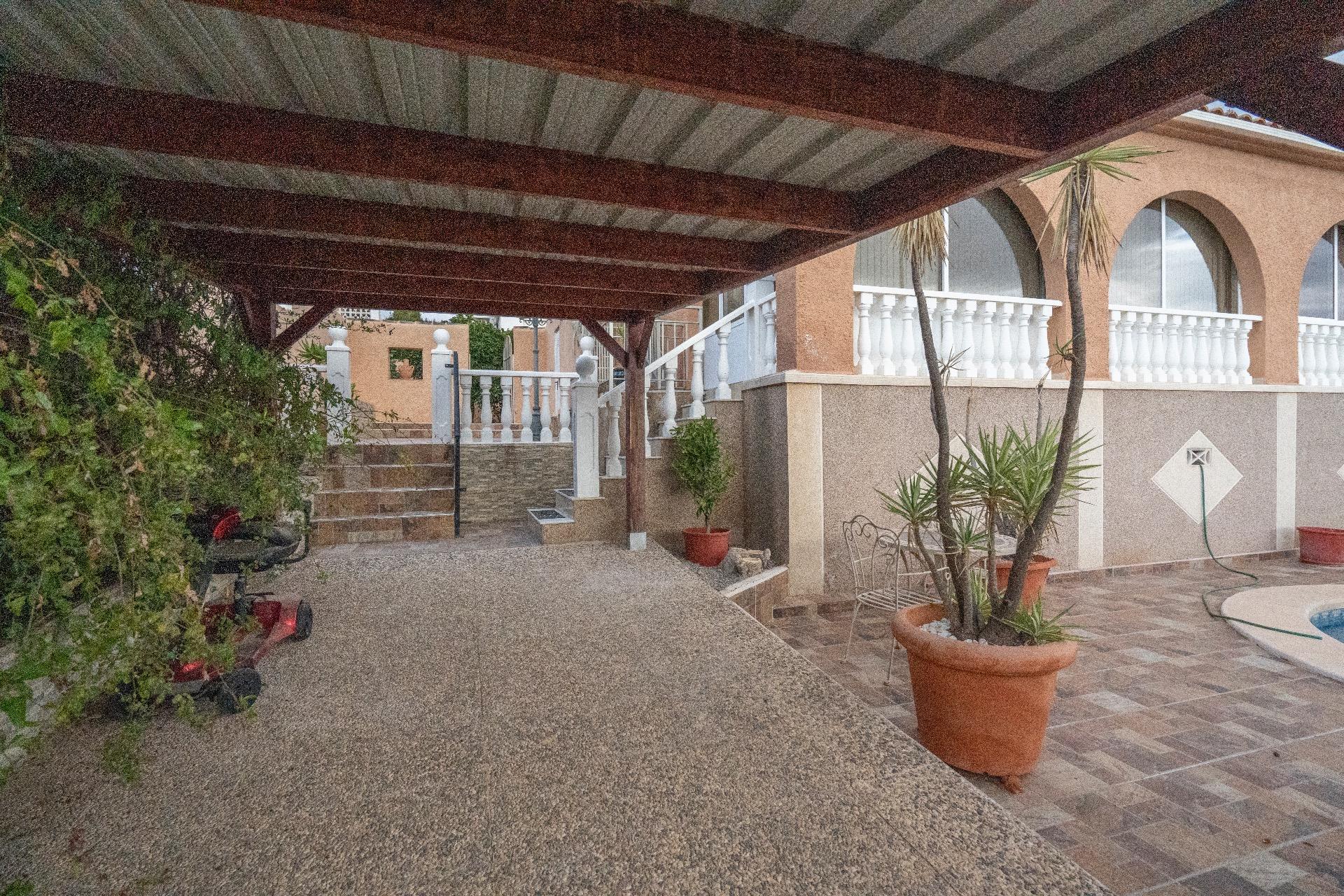 Bedroom in villa for sale in Mazarron