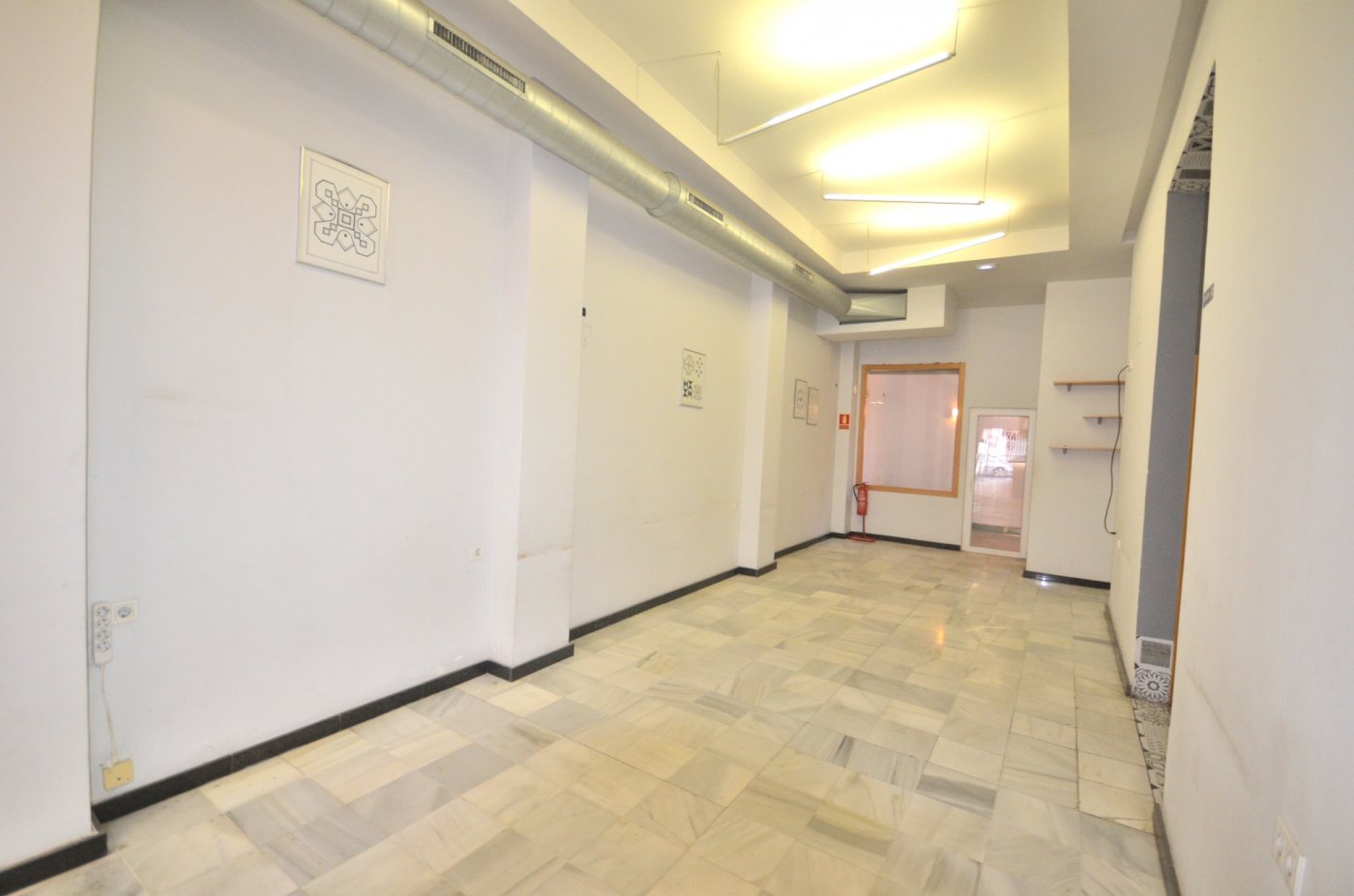 Garden in commercial for sale in Torrevieja