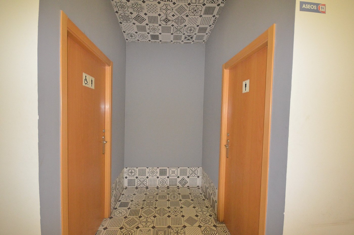 Dining area in commercial for sale in Torrevieja