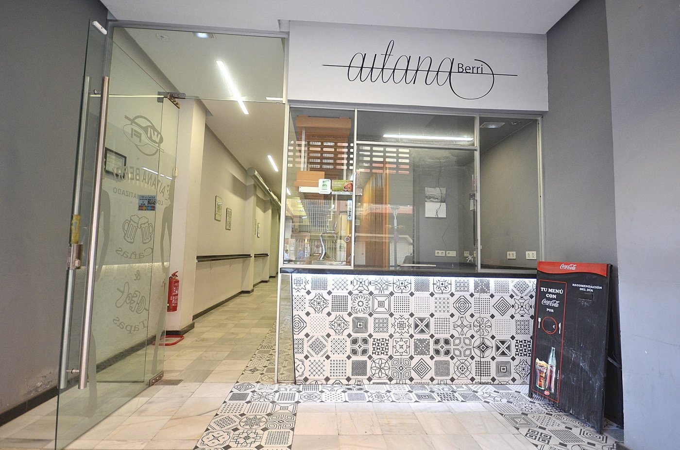 Bedroom in commercial for sale in Torrevieja